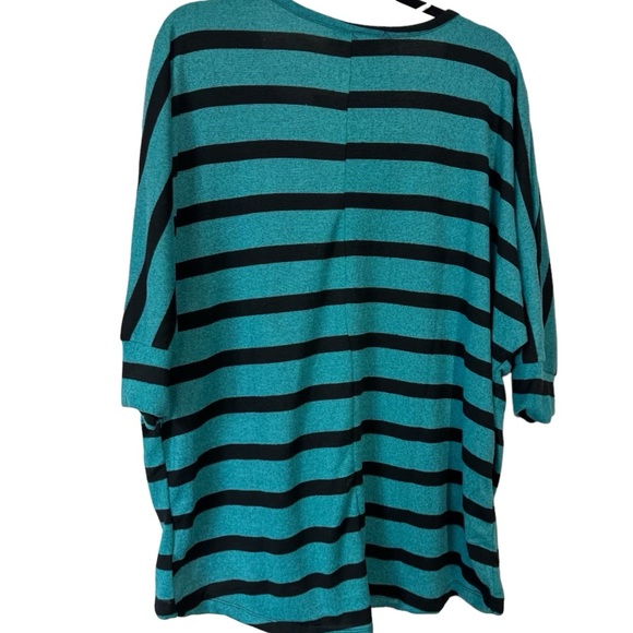 * NWT STRIPED DOLMAN 3/4 SLEEVE SWEATER PLUS SIZE: 3X - Picture 4 of 6